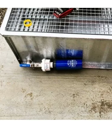 PETRO-PIT 401 filtration set installed on SANERGRID retention tank to contain and drain oils